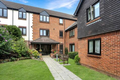 Havant Road, Horndean, PO8