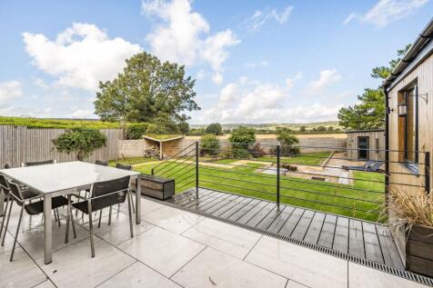 Farleigh Road, Backwell, BS48