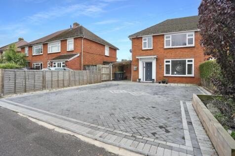 Edward Road, Christchurch, BH23