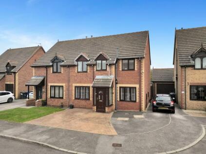 Far Field Close, Edenthorpe, DN3