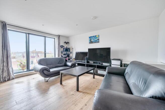 Kitchen / Living Room