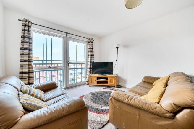 Kitchen / Living Room