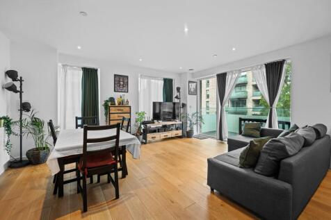 West Parkside, Cochrane Lodge, Greenwich, SE10