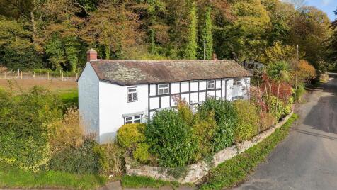 Parkway, Ledbury, Herefordshire, HR8