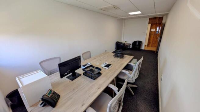 4 Person Office