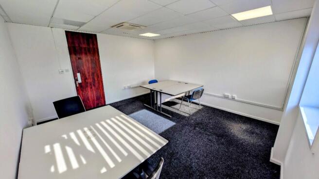 5 Person Office