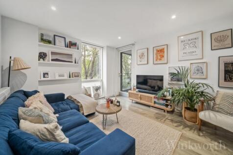 Woods Road, London, SE15