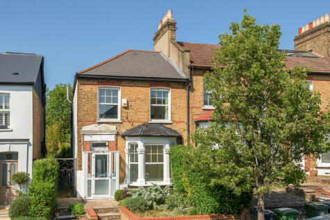 Braidwood Road, London