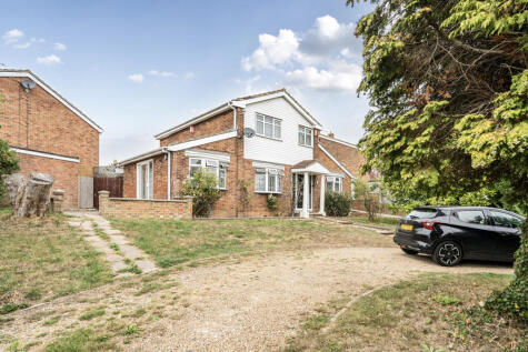 Avery Way, Allhallows, Rochester