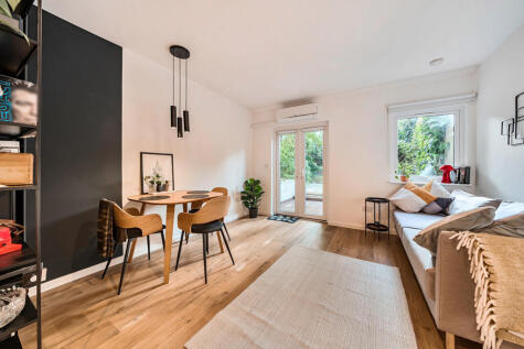 Springbank Road, London