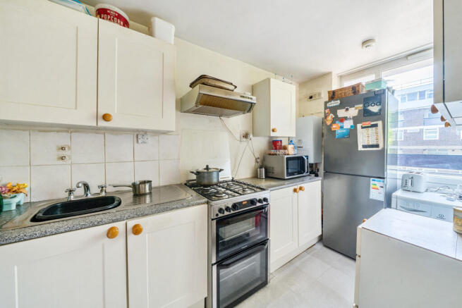 1304596-11-684c04...