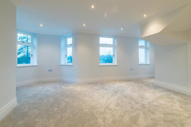 8323028-Flat4_9-i...