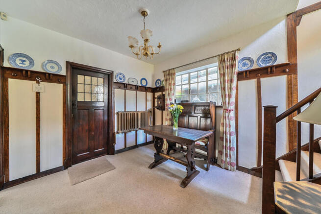 1300109-7-6836d8a...