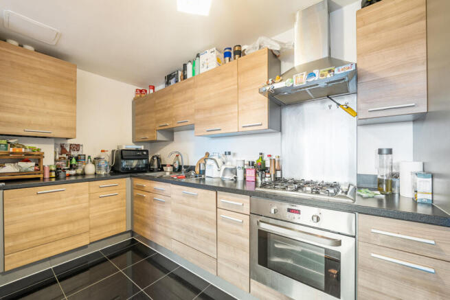 1404741-2-697cce8...