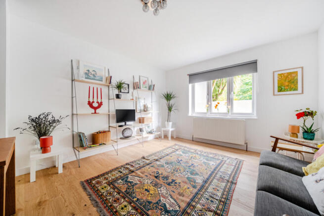 1365522-2-68e7b38...