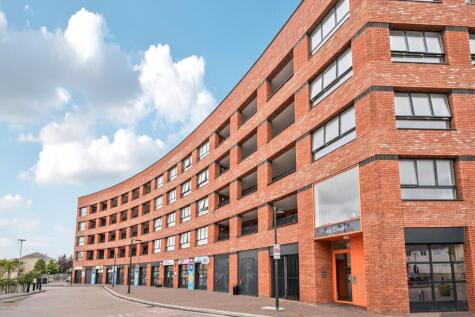 Thames Reach, Thamesmead