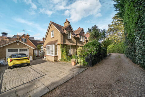 Paddock Way, Chislehurst