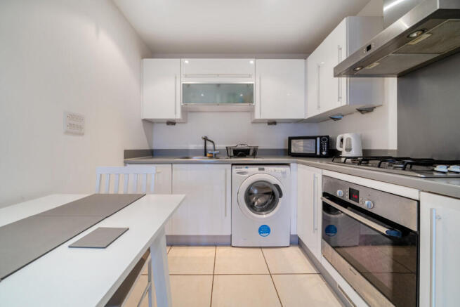 1396175-10-6960ef...