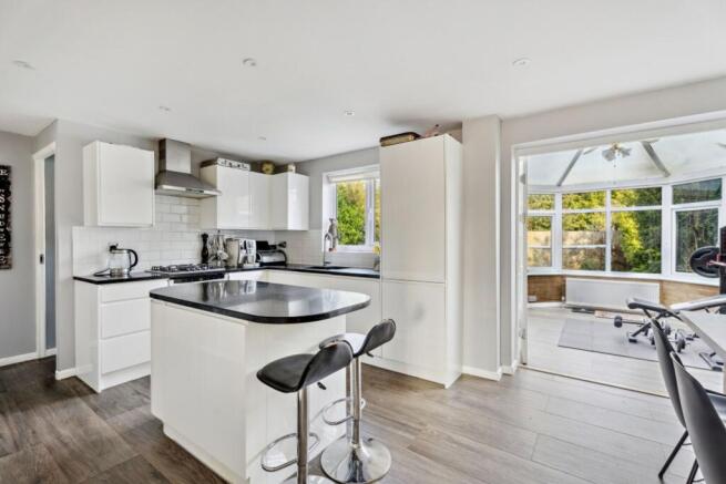 Kitchen/Dining