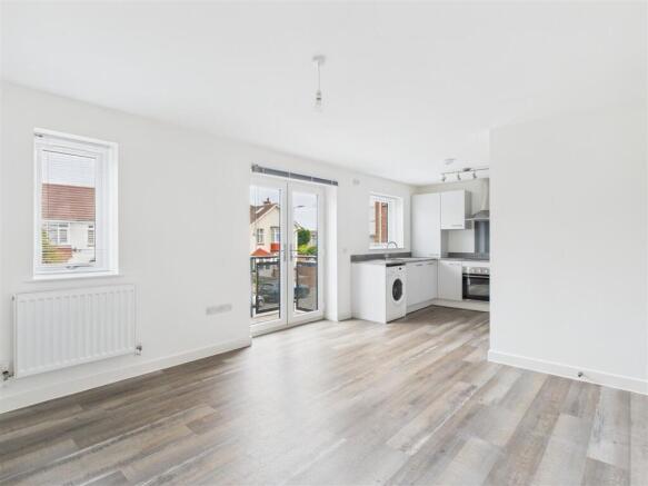 2 Webbs Court - 01.jpg