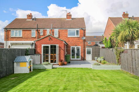 Whinstone View, Great Ayton, TS9 6AU