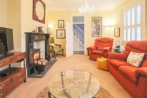 High Street, Great Broughton, Middlesbrough, TS9 7EH