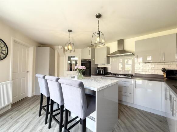 Dining Kitchen