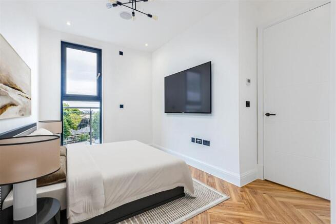 Peninsula Court (13).jpg