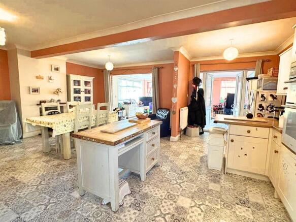 Kitchen/Open Plan Living