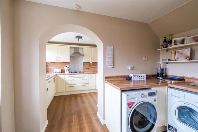 Rokeby Crescent-21.jpg
