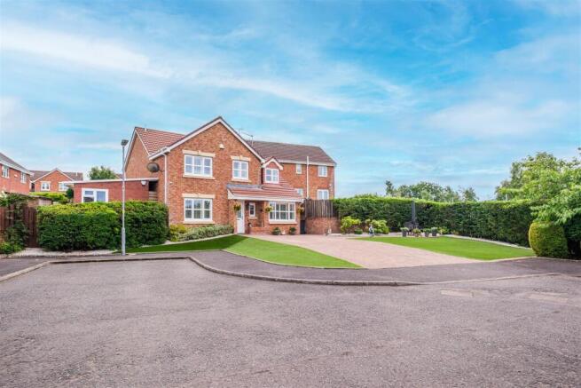 Strathallan Wynd-4.jpg