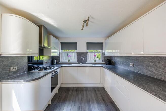 Fortrose Gardens-17.jpg