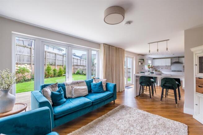 Twill Crescent-17.jpg