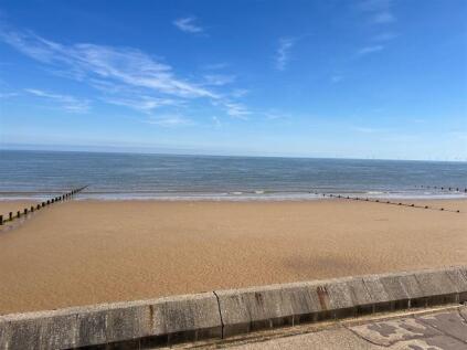 High Wall, Frinton on Sea