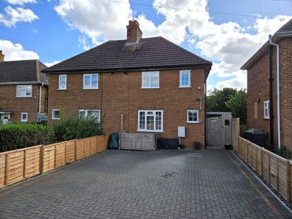 Alexander Road, Wrestlingworth SG19 2EL