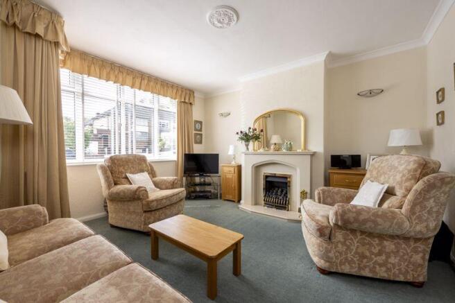 LOUNGE (2)