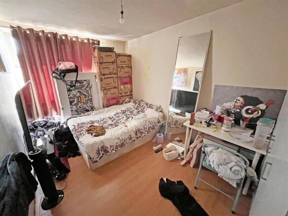 BED 3.JPG