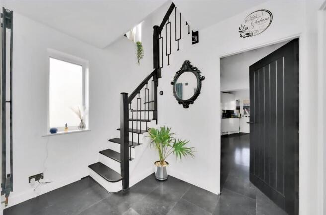 Screenshot_20250310_154129_Rightmove(1)(1).jpg