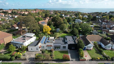 Salisbury Avenue, Broadstairs, CT10 2DX