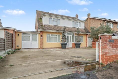 Laurel Grove, West Winch, King's Lynn, Norfolk, PE33 0PL