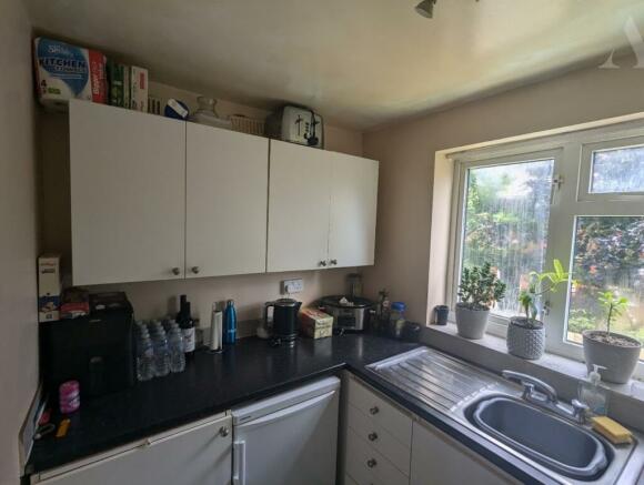 Hatchford Court - Kitchen