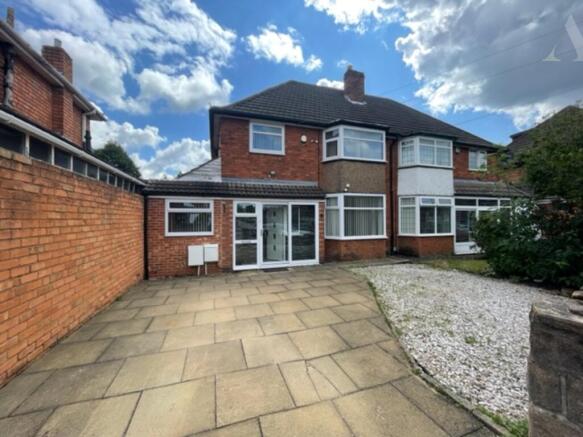 17 collingbourne road front