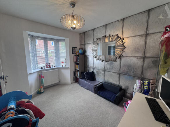 5 Somerton Road  Reception 2