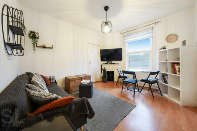 Gorleston Road - West-Facing Living Room
