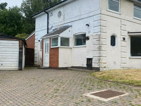 3 Bedroom Semi Detached House