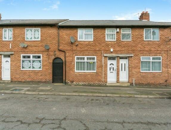 Four Bedroom mid terraced House For Sale