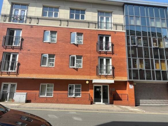 1 Bedroom Apartment to Let