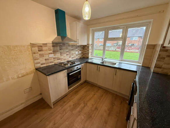 3 bed flat to rent Shawbury Grove, Birmingham B12