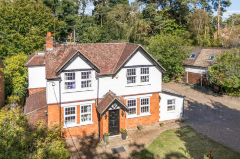 Hatch Ride, Crowthorne, Berkshire, RG45