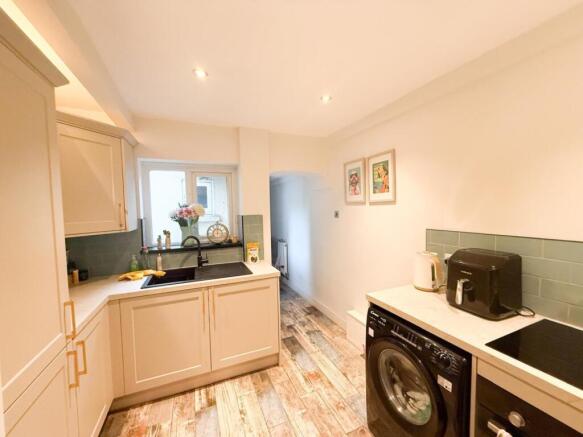 PHOTO-2025-11-07-14-22-18